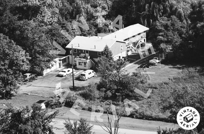 Old Michigan Motel - 1980